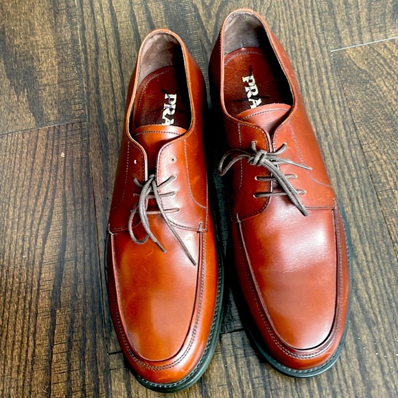 Prada brand new dress shoes - Picture 1 of 4